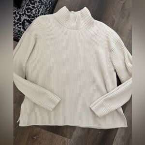 GAP Cream Mockneck Sweater